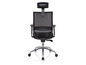 Un fauteuil de bureau noir avec un dossier en mesh et un appui-tête.