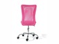 Une chaise de bureau rose avec des roulettes.