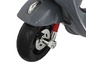 Scooter jouet avec roue avant et suspension rouge.