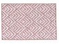 Un tapis de bain rose avec un motif géométrique.