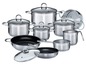 Un ensemble de cuisine WMF, comprenant des casseroles, une poêle et une vapeur.