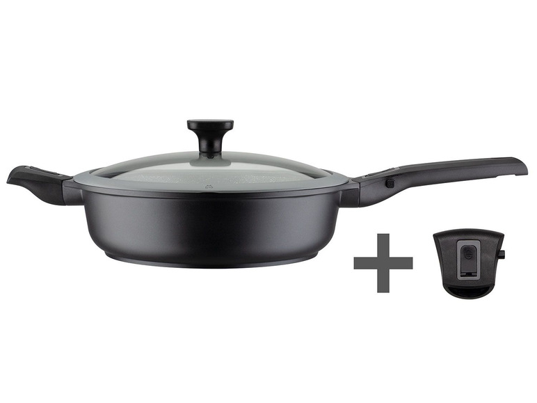 Une casserole noire avec un couvercle en verre et une poignée supplémentaire.