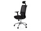 Une chaise de bureau noire avec un dossier en maille et un appui-tête.