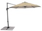 Un parasol beige avec un bras réglable et une base en pierre.