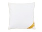 Un oreiller blanc avec une bordure dorée et la marque 'Palette Gold Edition'.