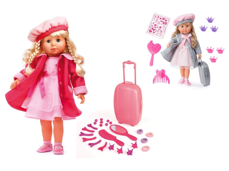 Une poupée avec une robe rose, une valise rose et des accessoires.