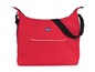 Un sac à langer Chicco rouge avec une bandoulière noire.