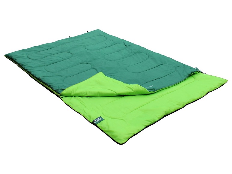 Un sac de couchage vert de la marque Highlander.