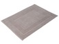 Un tapis de bain gris avec un design de bordure détaillé.