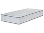 Un matelas blanc avec un dessus matelassé.