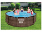 Une piscine Bestway Steel Pro MAX avec des personnes qui nagent dedans.