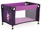 Un lit de poupée violet avec un motif de fée
