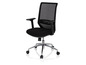 Une chaise de bureau noire avec un dossier en maille et des roulettes.