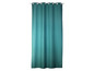 Un rideau turquoise avec des œillets.