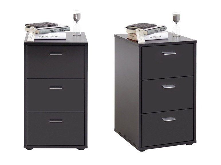 Deux tables de chevet noires avec trois tiroirs