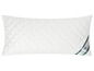 Un oreiller blanc matelassé de la marque Fam.