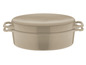Une cocotte en fonte beige avec couvercle.