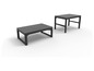 Deux tables en plastique noir avec un aspect bois.