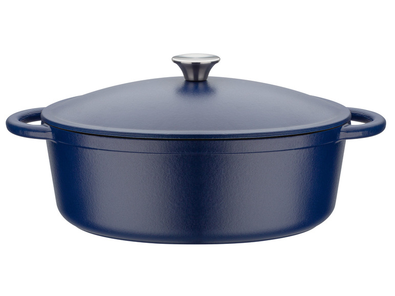Une cocotte en fonte bleue avec un couvercle.