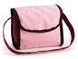 Une trousse de toilette rose avec une bandoulière rouge foncé.