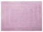 Tapis de bain lilas avec un motif de bord décoratif.