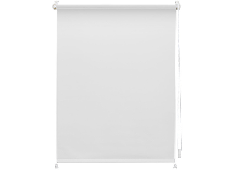 Un store enrouleur blanc avec une chaîne.