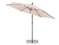 Parasol beige avec un cadre en métal gris et un socle en pierre.