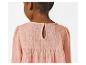 Robe rose pâle pour enfant, style bohème.