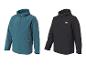 Deux vestes softshell à capuche, une bleue et une noire.