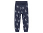 Pantalon bleu avec un motif de bateau pour enfants.