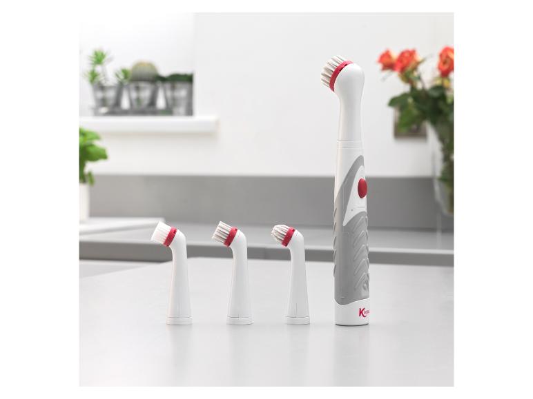 Une brosse de nettoyage électrique Klean Kanteen avec différents embouts.