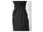 Robe noire cintrée à nœud.