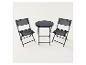 Ensemble bistro extérieur noir avec une table ronde et deux chaises pliantes.