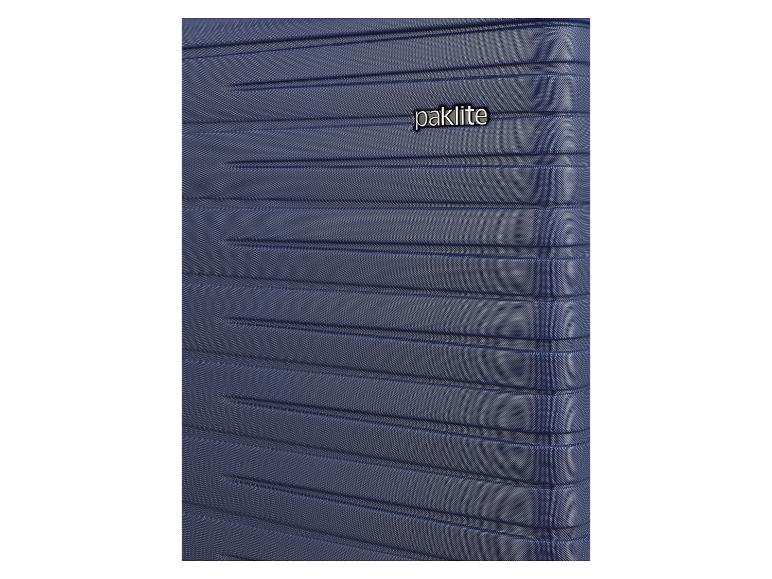 Valise bleu foncé avec une surface texturée et des rayures horizontales.