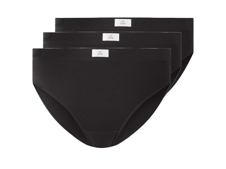 Trois culottes en coton côtelé noires avec le texte « LOVE COTTON » sur la ceinture.