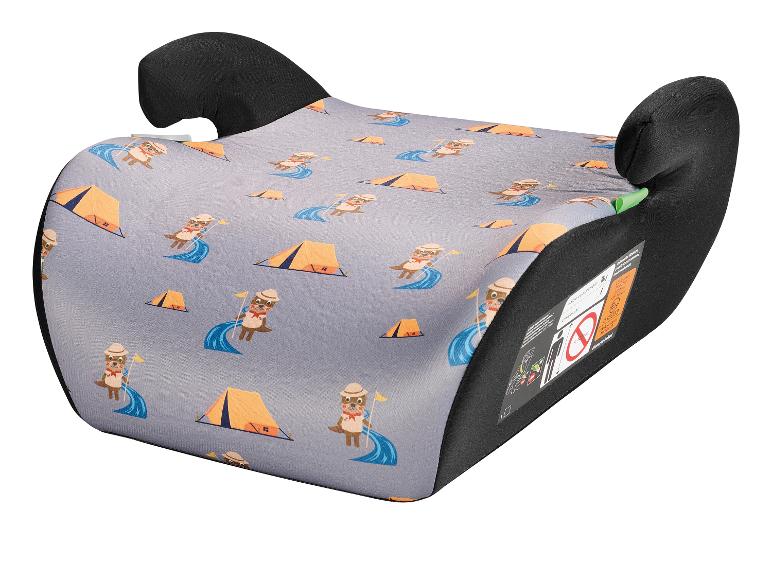 Un protège-siège de voiture sur le thème du camping, avec des tentes et des castors.