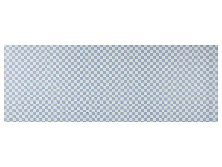 Tapis de cuisine rectangulaire à carreaux bleus et blancs.