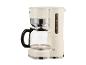 Cafetière à filtre crème classique.
