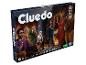 Jeu de société Cluedo avec des personnages mystérieux et du texte en français.