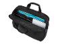 Un sac à dos noir pour ordinateur portable avec un ordinateur portable, un bloc-notes et des stylos.