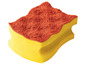 Une éponge rouge et jaune.