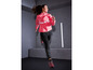 Une femme courant avec une veste de sport rose et un legging noir.