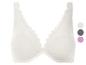 Soutien-gorge blanc en dentelle et avec un ornement en dentelle.