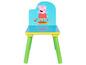 Une chaise en bois pour enfant avec un motif Peppa Pig.