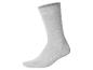 Chaussette grise unique sur fond blanc