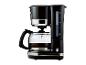 Cafetière noire avec verseuse en verre et bouton d'alimentation lumineux.
