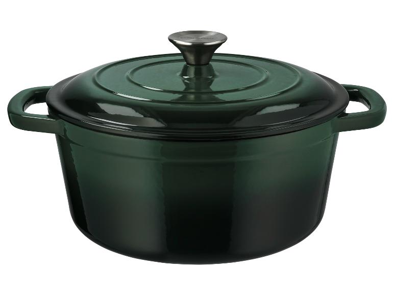 Cocotte en fonte verte avec couvercle, marque Cristel.
