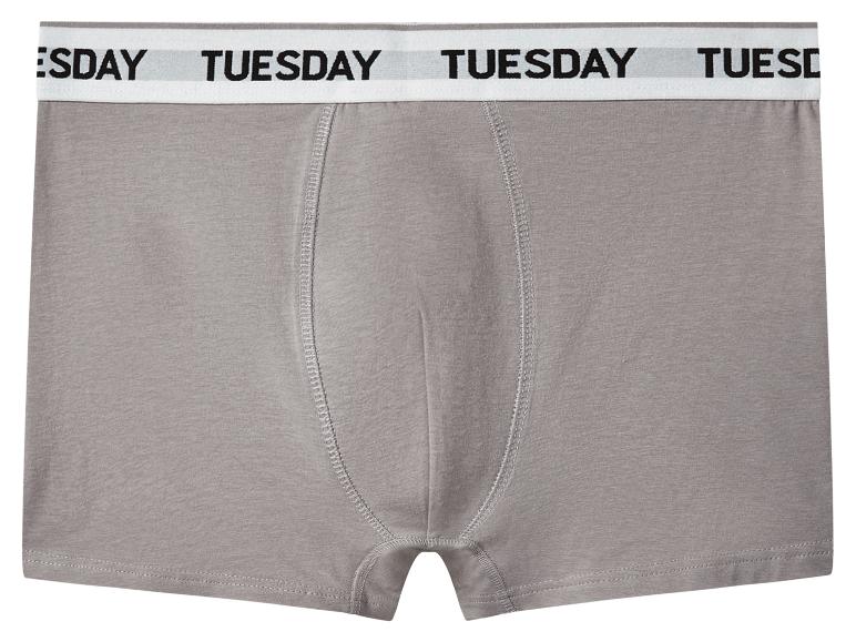 Caleçon boxer gris pour homme avec ceinture blanche portant le mot « TUESDAY » en noir
