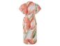 Robe mi-longue à motif floral corail et vert clair.