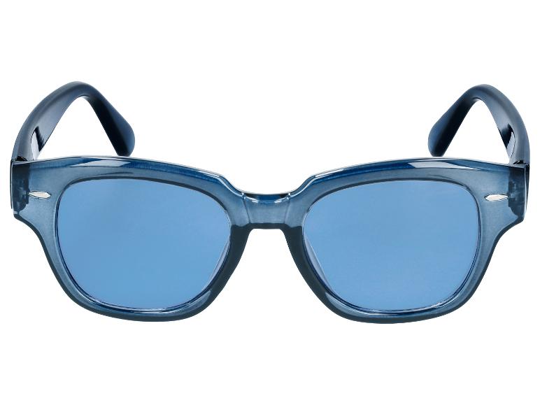 Lunettes de soleil bleues avec montures et verres bleu foncé sur fond blanc.